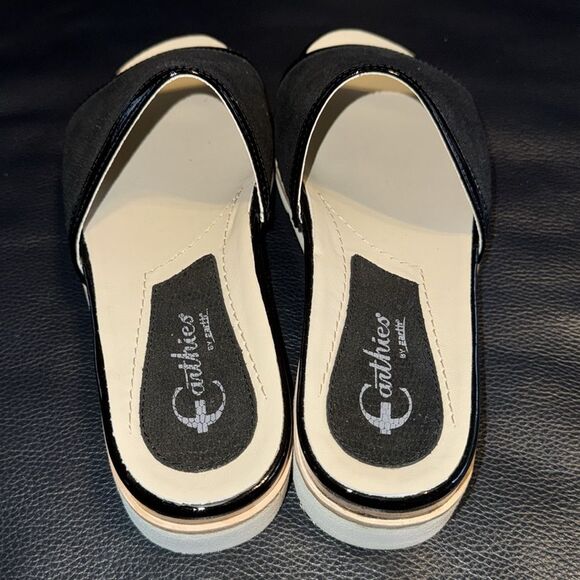 Earthies by Earth “Crete” Black Slides Sandals NWOB - Picture 4 of 7